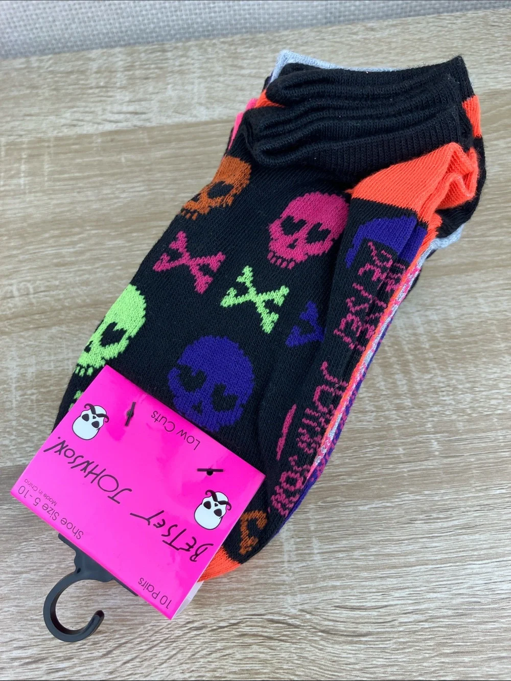 10 PAIRS Halloween Betsey Johnson Socks Low Cuts Skulls Rainbow Goth NWT